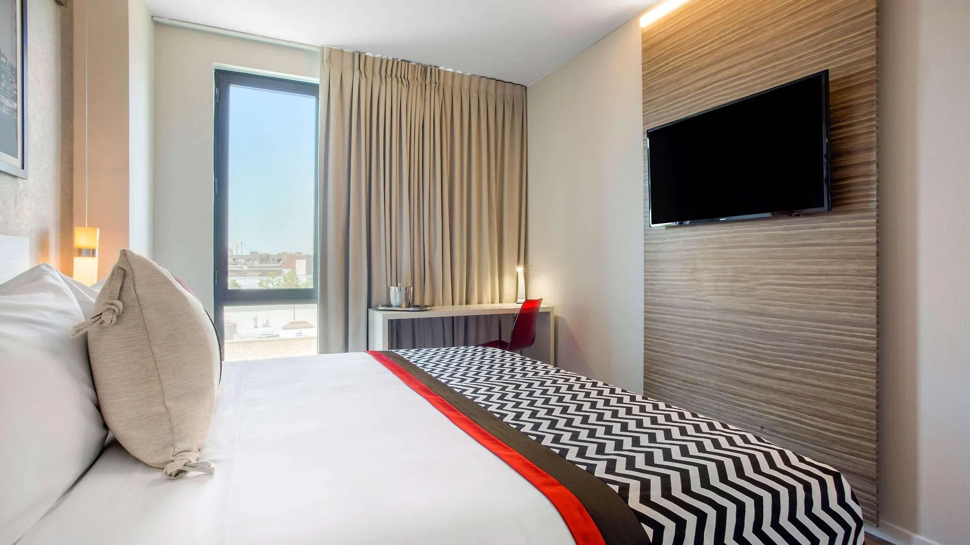 Insignia Hotel Brooklyn, Ascend Hotel Collection New York
