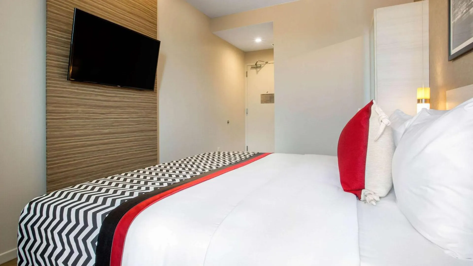 Insignia Hotel Brooklyn, Ascend Hotel Collection New York