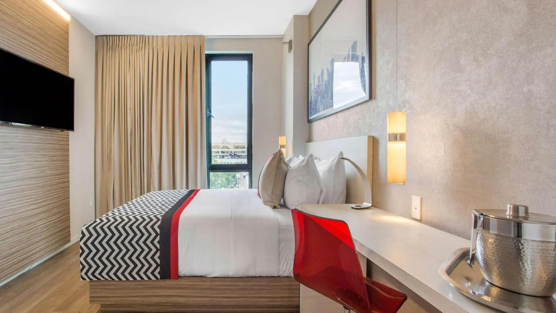 Insignia Hotel Brooklyn, Ascend Hotel Collection New York