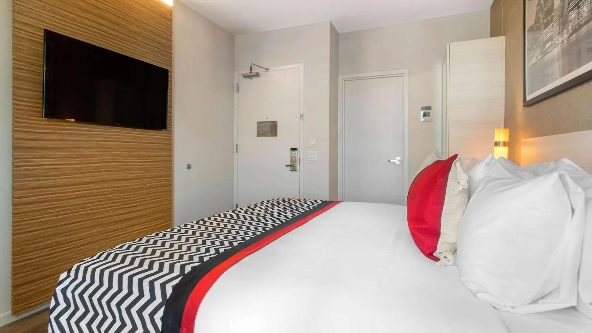 Insignia Hotel Brooklyn, Ascend Hotel Collection New York